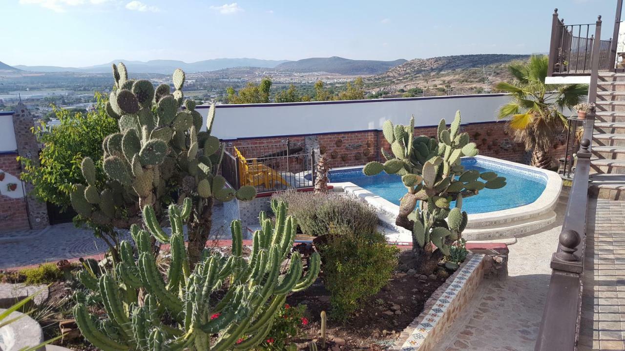 La Casona Azul Bed N Breakfast Santa Rosa de Jauregui Exterior photo